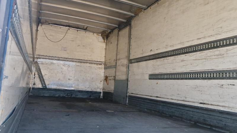 Box truck Renault Midlum 220 DCI: picture 6