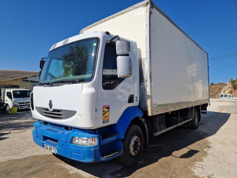 Renault Midlum 220 DCI - Box truck: picture 1 Renault Midlum 220 DCI - Box truck: picture 1