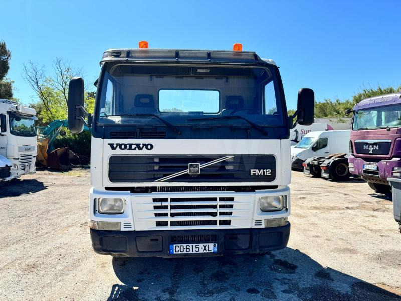 Volvo FM12 380 - Tractor unit: picture 2 Volvo FM12 380 - Tractor unit: picture 2