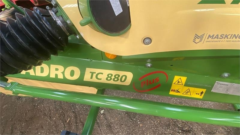 Krone SWADRO TC880 rive Plus - Tedder/ Rake: picture 3 Krone SWADRO TC880 rive Plus - Tedder/ Rake: picture 3