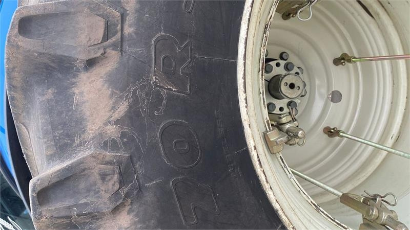 Farm tractor New Holland T7.270 AutoCommand T7.270: picture 13