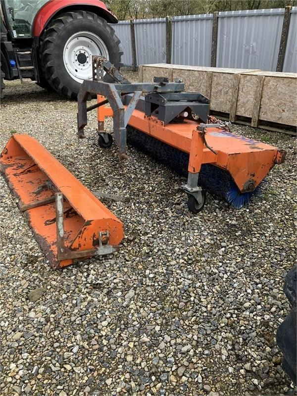 Tuchel Kost med opsamler - Broom for Agricultural machinery: picture 3 Tuchel Kost med opsamler - Broom for Agricultural machinery: picture 3