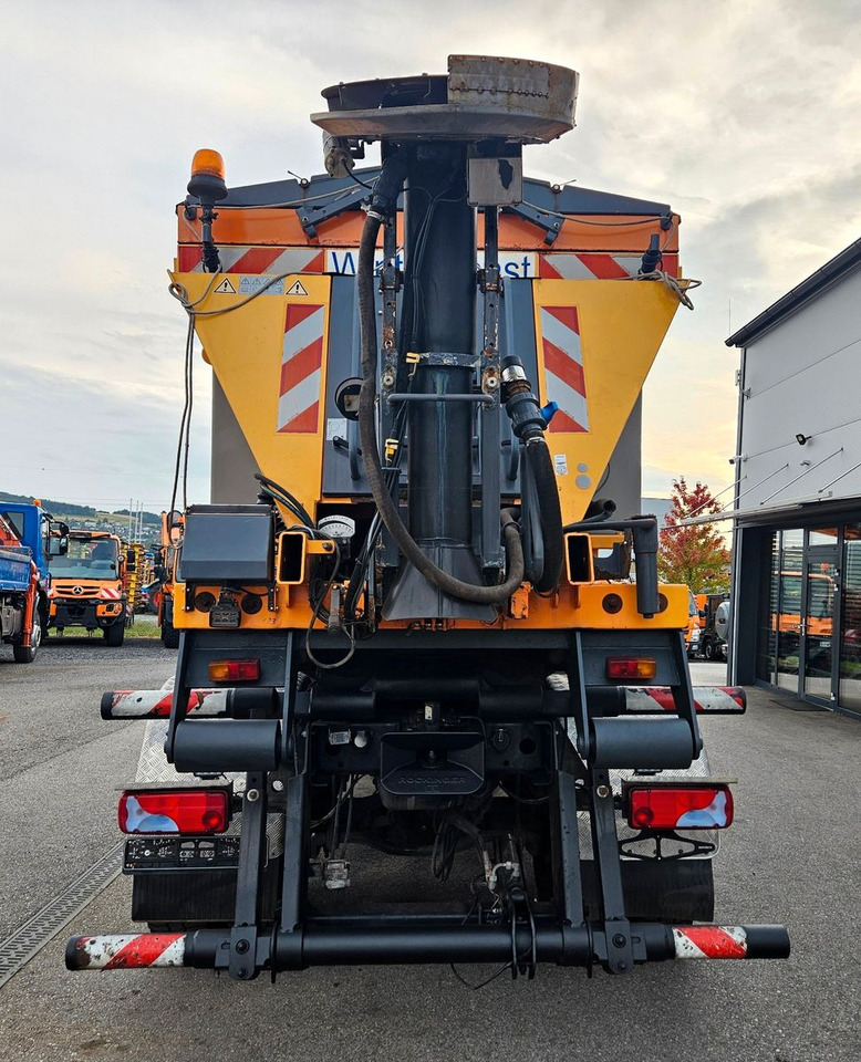 MAN TGM 18.250 4x4 BB EEV Winterdienst - Hook lift truck, Crane truck: picture 4 MAN TGM 18.250 4x4 BB EEV Winterdienst - Hook lift truck, Crane truck: picture 4