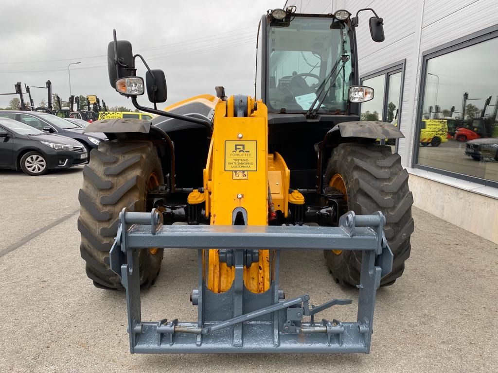 JCB 531-70 - Telescopic handler: picture 3 JCB 531-70 - Telescopic handler: picture 3