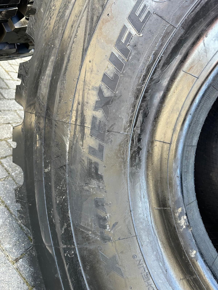 Michelin 29.5R25 Banden tyres - Tire: picture 4 Michelin 29.5R25 Banden tyres - Tire: picture 4