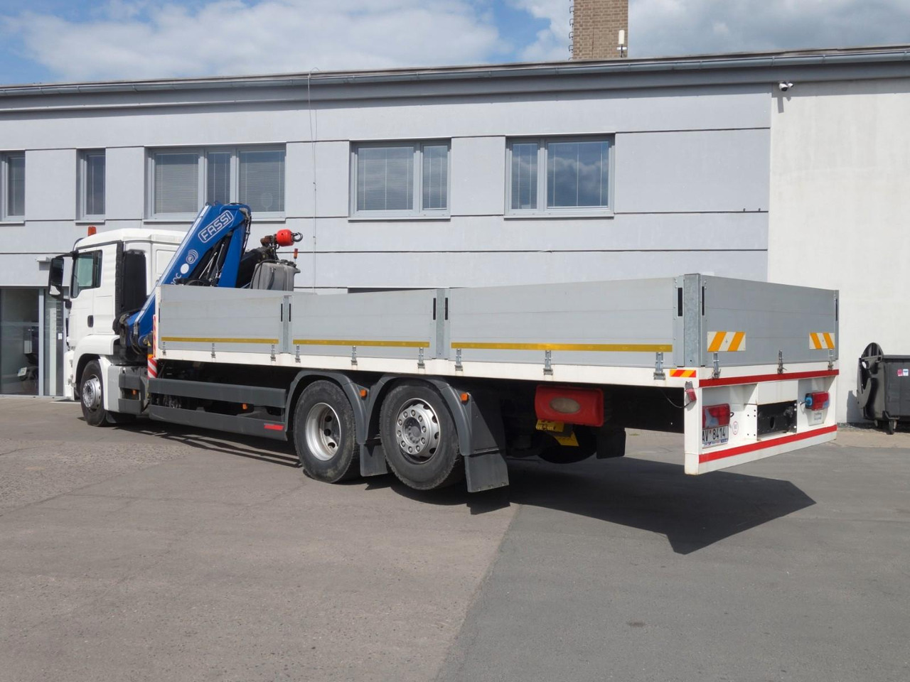 MAN TGS 26.360 FG 6x2 mit Fassi F210C - Dropside/ Flatbed truck, Crane truck: picture 4 MAN TGS 26.360 FG 6x2 mit Fassi F210C - Dropside/ Flatbed truck, Crane truck: picture 4