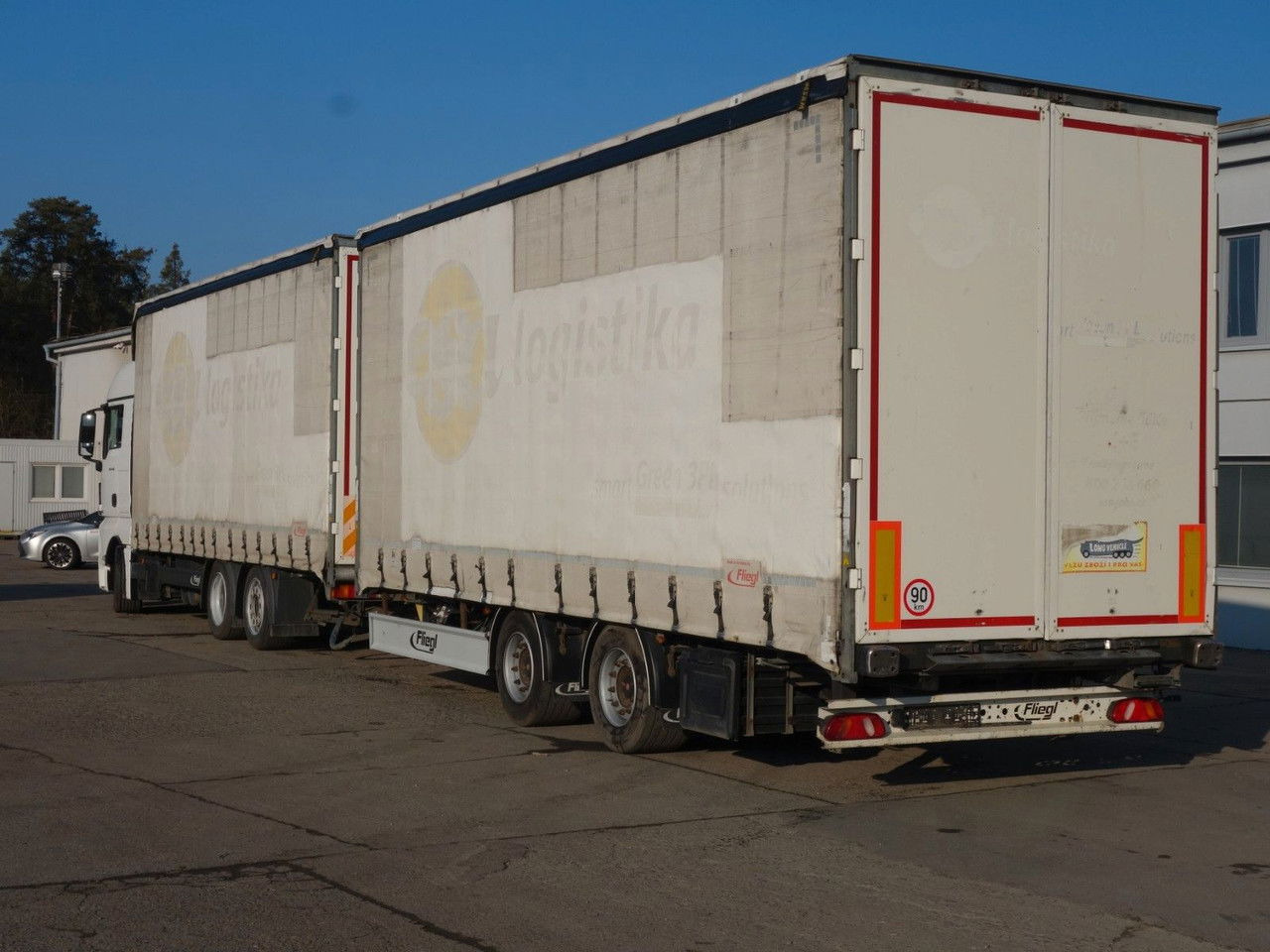 MAN TGX 24 24.460 6x2 120cm3, Durchfahren - Curtainsider truck: picture 4 MAN TGX 24 24.460 6x2 120cm3, Durchfahren - Curtainsider truck: picture 4