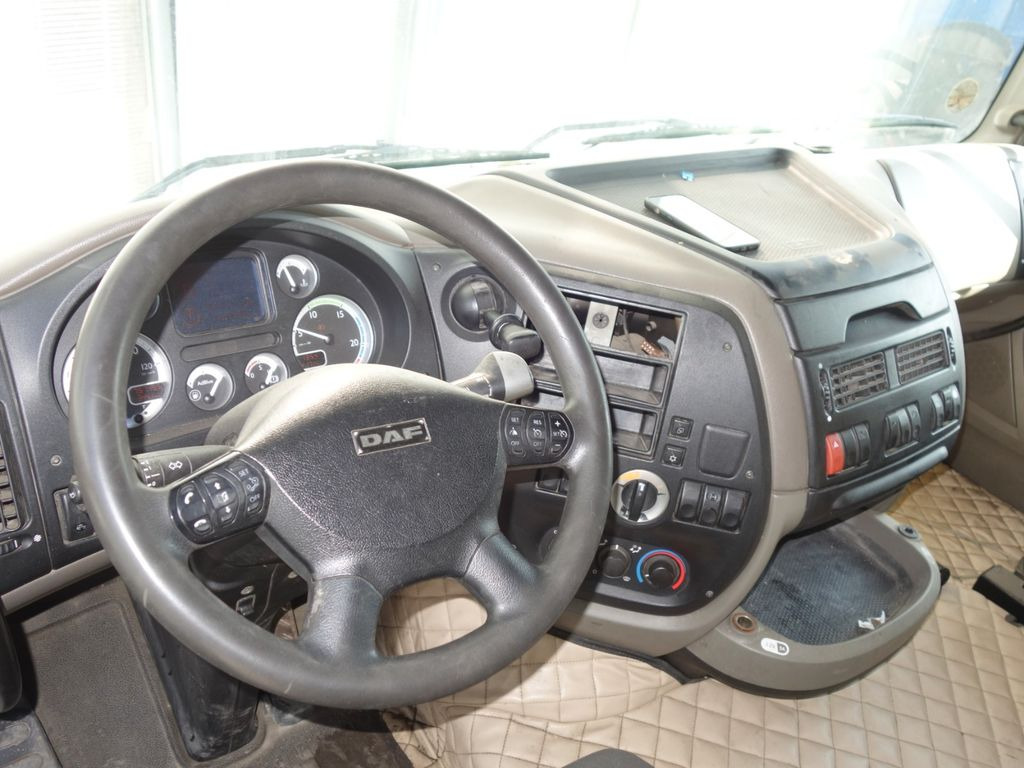 Tractor unit DAF XF 460 SC Standard  Hydraulik: picture 13