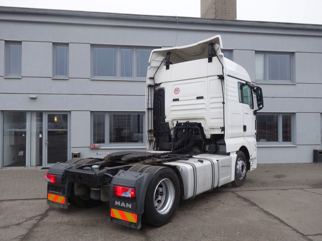 MAN TGX 18.500 Standard - Tractor unit: picture 3 MAN TGX 18.500 Standard - Tractor unit: picture 3