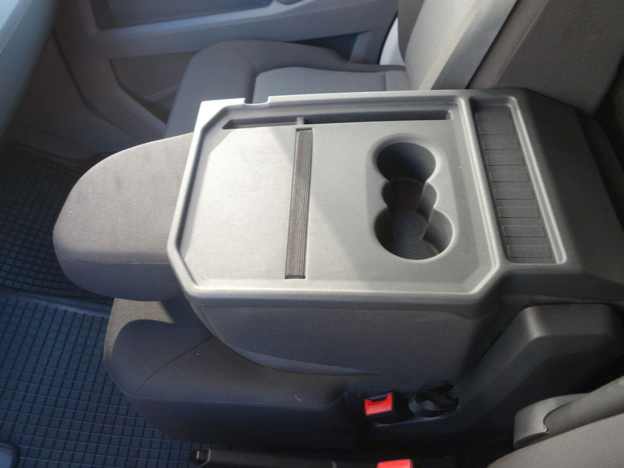 Refrigerated van Volkswagen Crafter 2,0TDI Kühlkasten 35 Extra Long: picture 18 Refrigerated van Volkswagen Crafter 2,0TDI Kühlkasten 35 Extra Long: picture 18