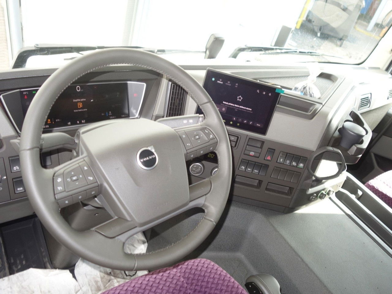 Leasing of  Volvo FM 13 460 PS, Retarder, fur Euro Lohr, Neue Volvo FM 13 460 PS, Retarder, fur Euro Lohr, Neue: picture 10 Leasing of  Volvo FM 13 460 PS, Retarder, fur Euro Lohr, Neue Volvo FM 13 460 PS, Retarder, fur Euro Lohr, Neue: picture 10