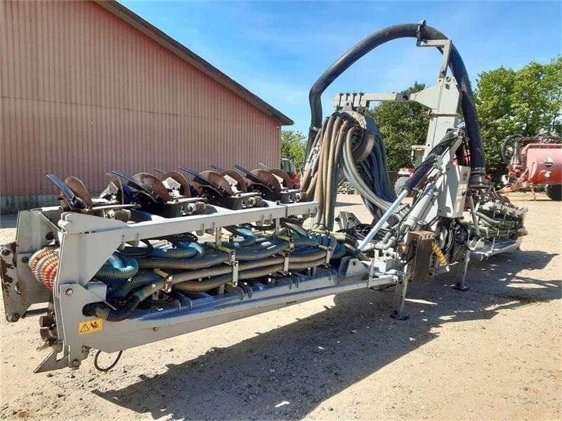 Star 8/12 meter - Slurry injector: picture 1 Star 8/12 meter - Slurry injector: picture 1
