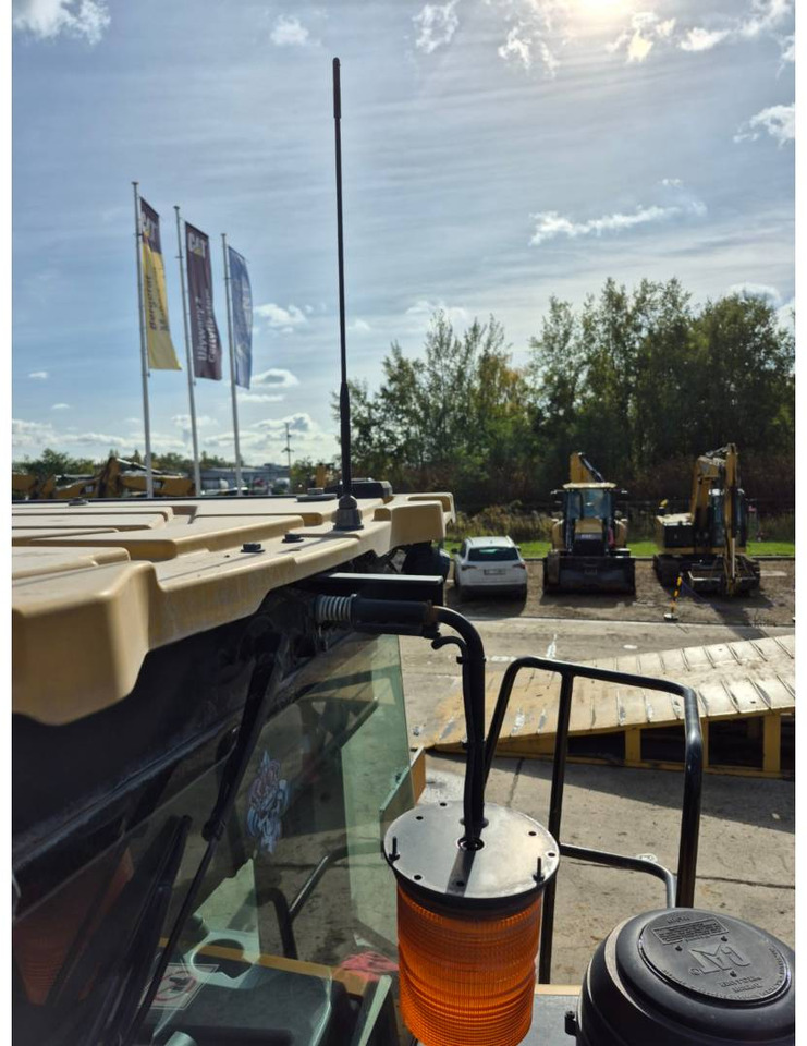 Wheel loader CAT 950: picture 26