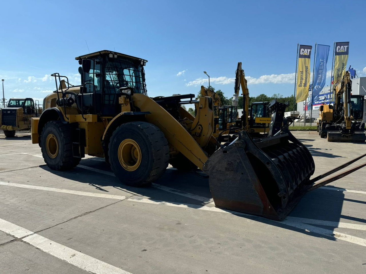 CAT 962M - Wheel loader: picture 2 CAT 962M - Wheel loader: picture 2