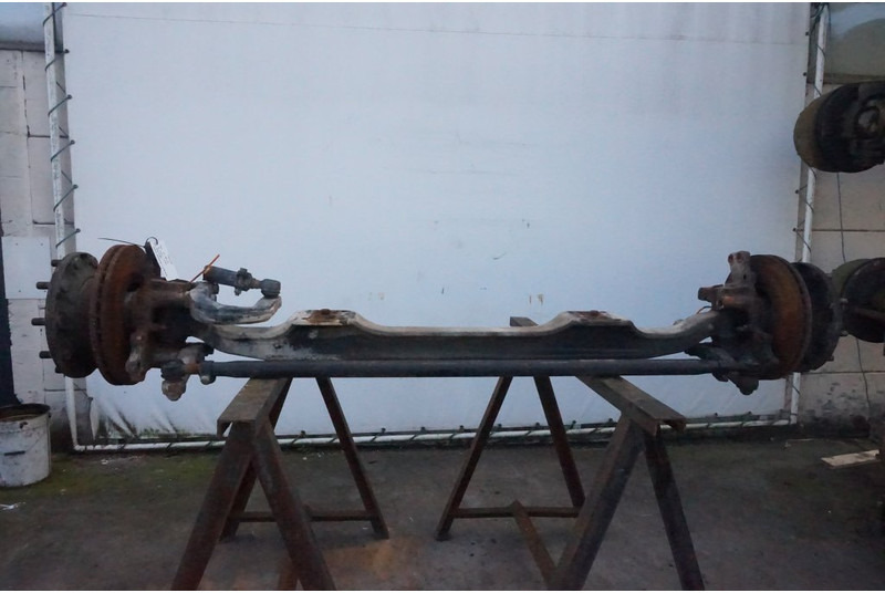 MAN VO-09-01 81.44001-7055 - Front axle for Truck: picture 1 MAN VO-09-01 81.44001-7055 - Front axle for Truck: picture 1