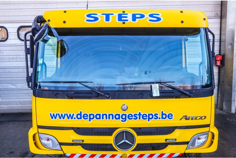 Mercedes-Benz ATEGO MP3 F04 6-CYL - Cab and interior for Truck: picture 1 Mercedes-Benz ATEGO MP3 F04 6-CYL - Cab and interior for Truck: picture 1