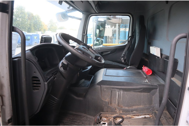 Mercedes-Benz ATEGO MP4 6CYL 96782010036334 - Cab and interior for Truck: picture 5 Mercedes-Benz ATEGO MP4 6CYL 96782010036334 - Cab and interior for Truck: picture 5