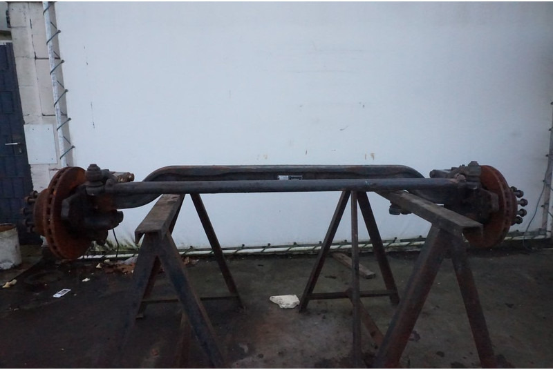 Mercedes-Benz VL5/21DC-9 739 570 A 752792 - Front axle for Truck: picture 1 Mercedes-Benz VL5/21DC-9 739 570 A 752792 - Front axle for Truck: picture 1