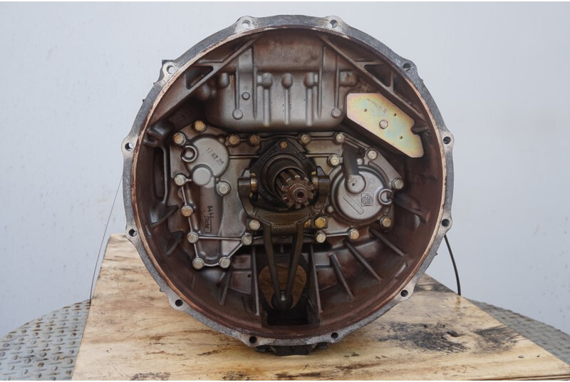 ZF 12AS2131TD+INT3 - Gearbox for Truck: picture 2 ZF 12AS2131TD+INT3 - Gearbox for Truck: picture 2