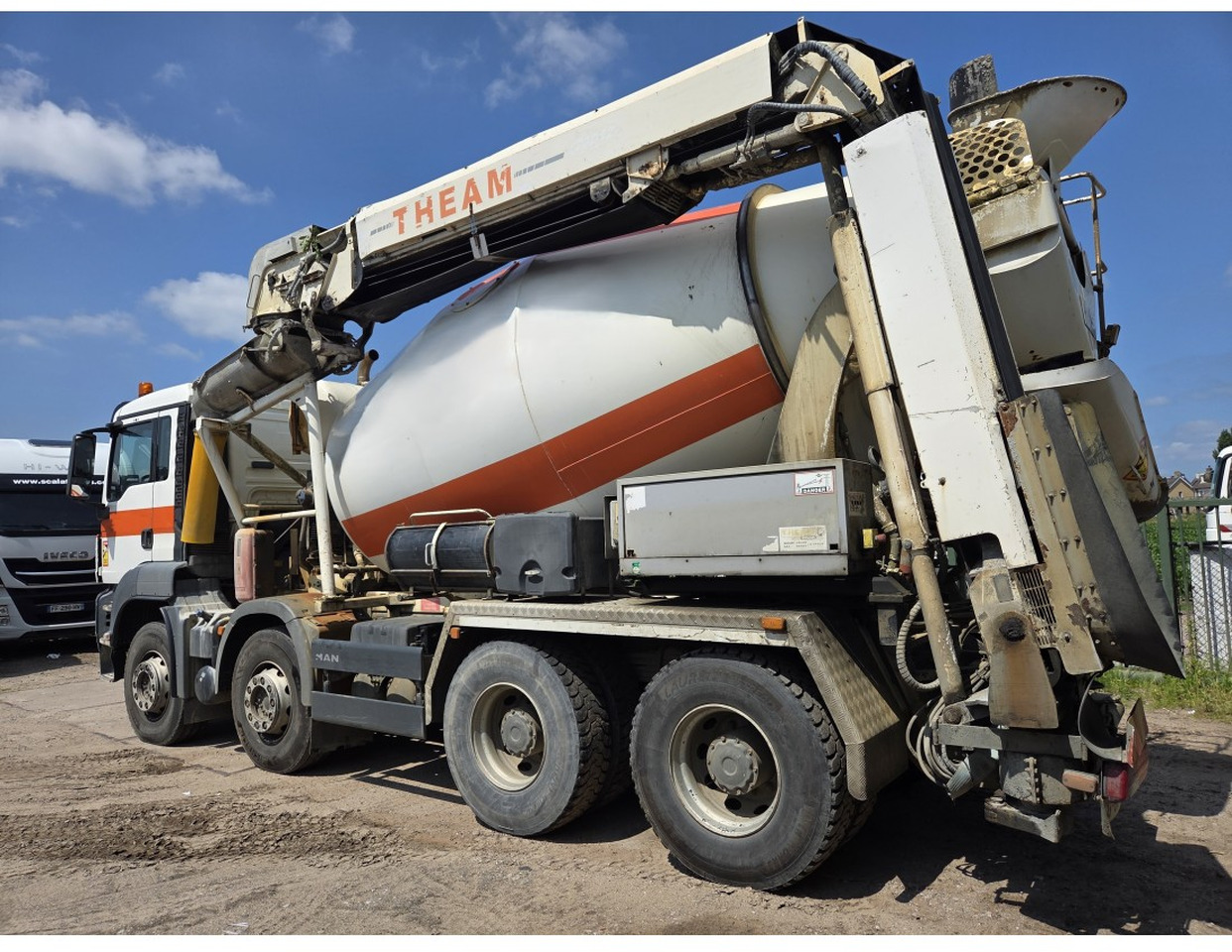 MAN TGS 35.400 8X4 Concrete Mixer Stetter 9m3 Steelsuspension - Concrete mixer truck: picture 2 MAN TGS 35.400 8X4 Concrete Mixer Stetter 9m3 Steelsuspension - Concrete mixer truck: picture 2