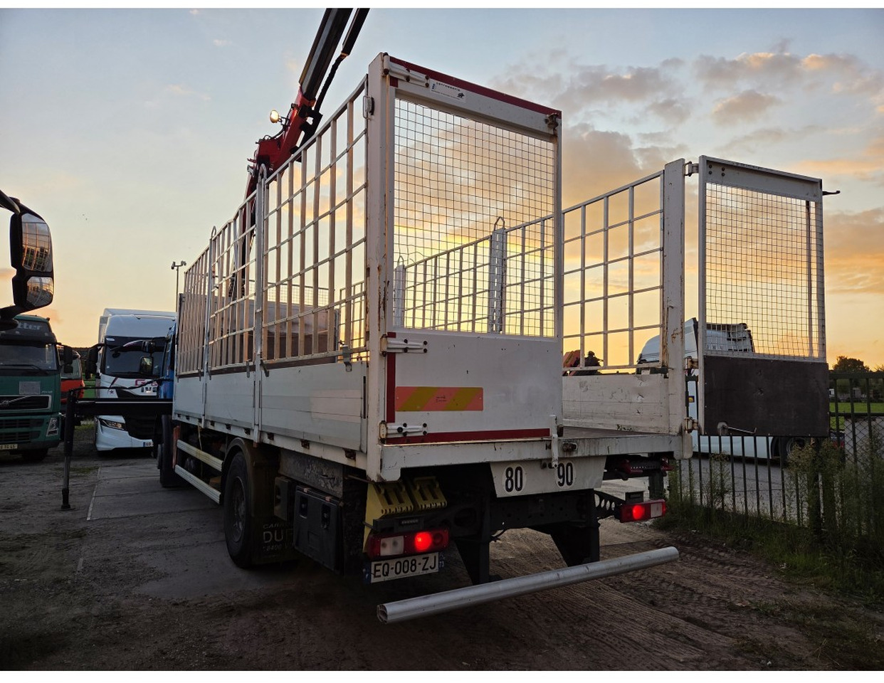 Renault C 280 4X2 Palfinger PK12002 EH Kran Crane Remote Control Automat flatbed truck - Dropside/ Flatbed truck, Crane truck: picture 2 Renault C 280 4X2 Palfinger PK12002 EH Kran Crane Remote Control Automat flatbed truck - Dropside/ Flatbed truck, Crane truck: picture 2