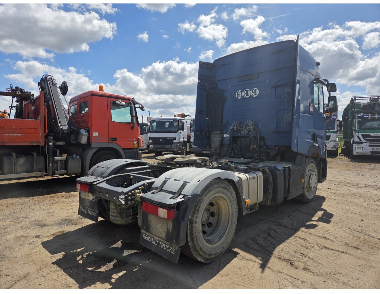 Renault T 460 4X2 Tractor Unit Retarder Hydraulic - Tractor unit: picture 2 Renault T 460 4X2 Tractor Unit Retarder Hydraulic - Tractor unit: picture 2