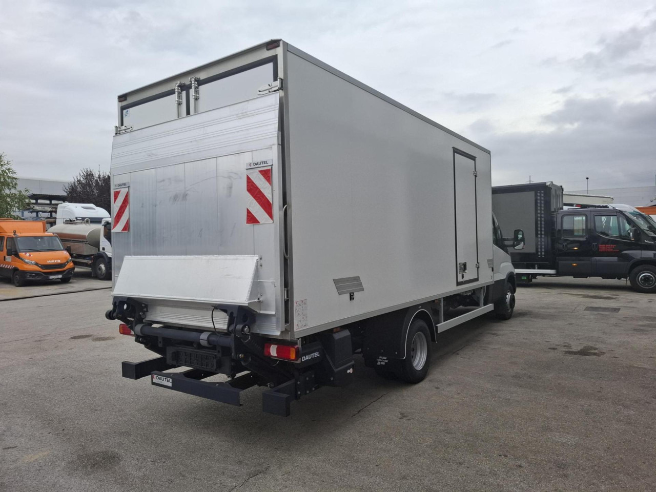 IVECO Daily 70C18H - Refrigerated van: picture 4 IVECO Daily 70C18H - Refrigerated van: picture 4