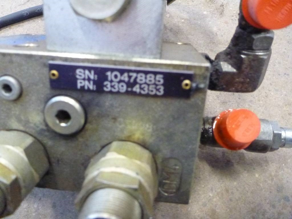 CAT 374 D Ventiler, 339-4353 - Hydraulics for Construction machinery: picture 2 CAT 374 D Ventiler, 339-4353 - Hydraulics for Construction machinery: picture 2