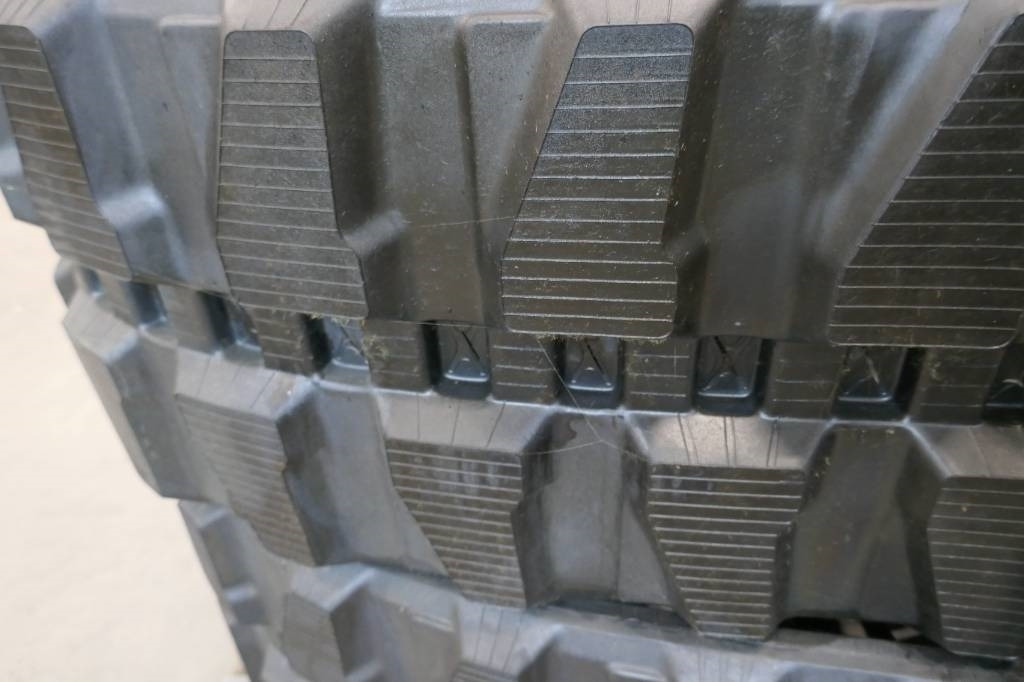 Rubber Tracks, 400x72,5x74W - Track for Construction machinery: picture 5 Rubber Tracks, 400x72,5x74W - Track for Construction machinery: picture 5