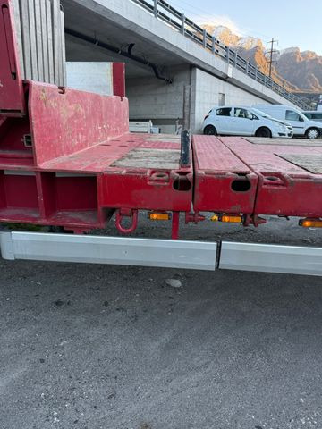 Doll S3H-T, teleskopierbar, Funk, 48ton - Low loader semi-trailer: picture 4 Doll S3H-T, teleskopierbar, Funk, 48ton - Low loader semi-trailer: picture 4