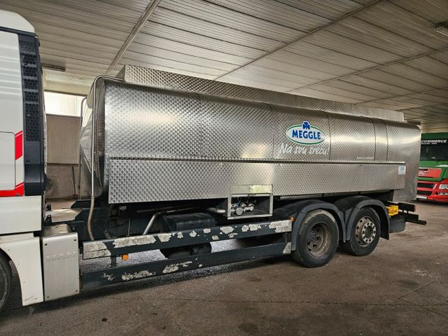 MAN TGX 24.440 6X2-2 LL-U, Milchtank - Tank truck: picture 5 MAN TGX 24.440 6X2-2 LL-U, Milchtank - Tank truck: picture 5