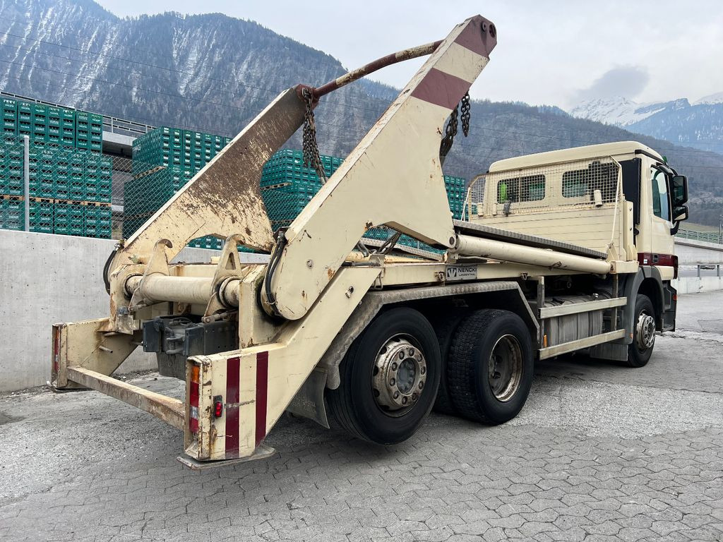 Mercedes-Benz Actros 2536 6x2, E5, MP3, WELAKI - Skip loader truck: picture 3 Mercedes-Benz Actros 2536 6x2, E5, MP3, WELAKI - Skip loader truck: picture 3