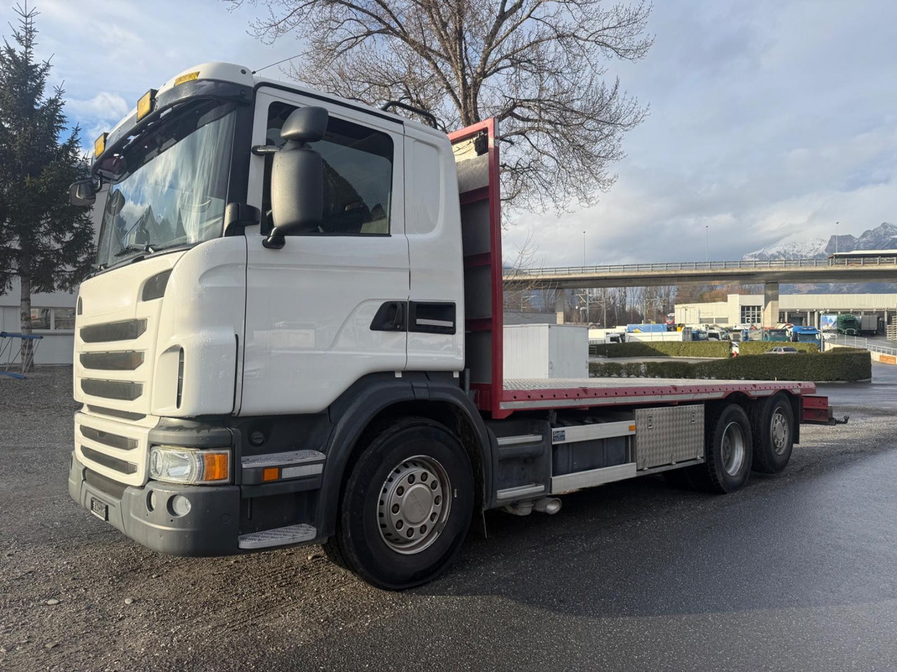 Scania G480 6x2, E6,Opticruise,Fahrgestell, Krankonsole - Cab chassis truck: picture 1 Scania G480 6x2, E6,Opticruise,Fahrgestell, Krankonsole - Cab chassis truck: picture 1