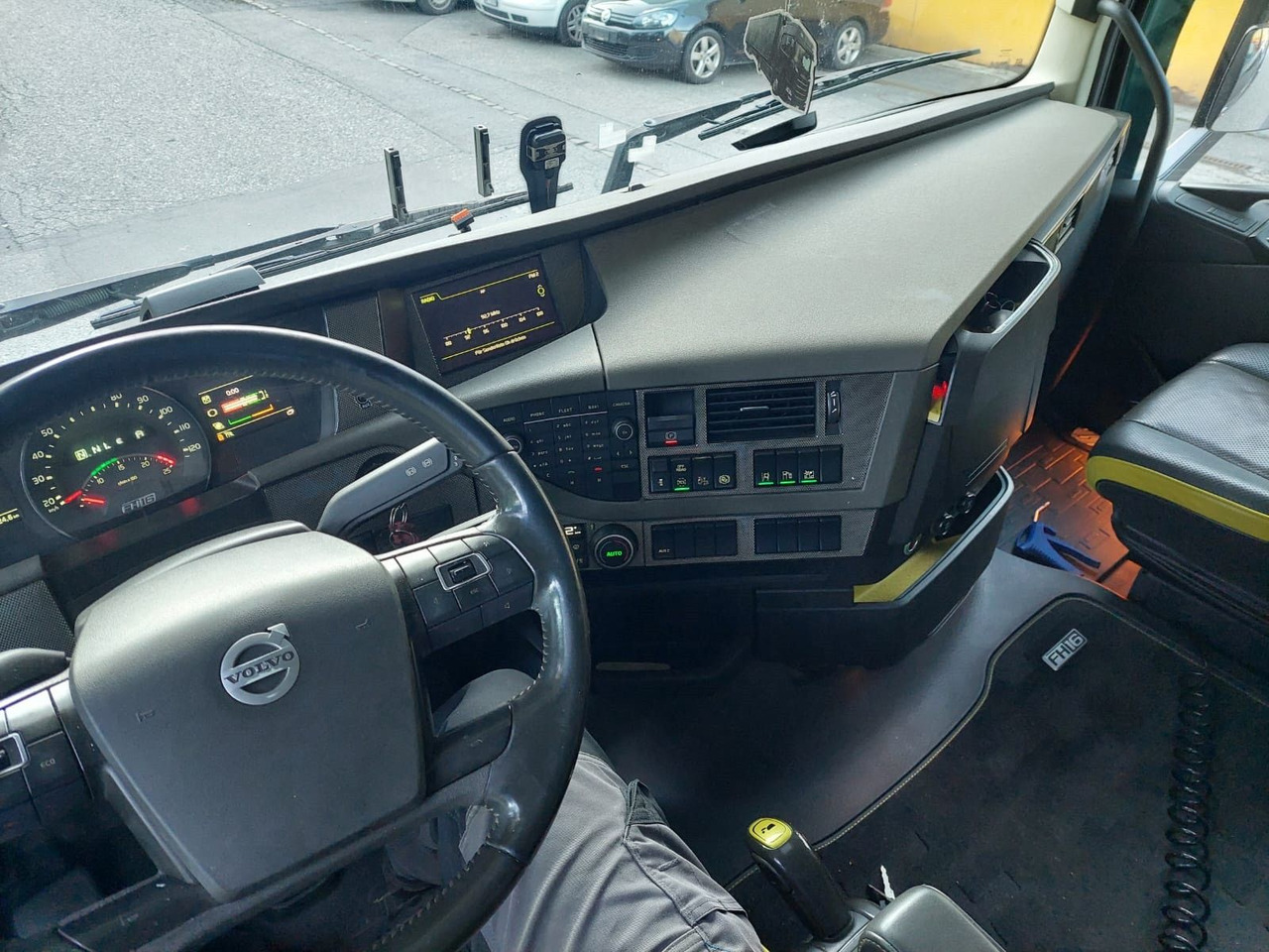 Leasing of  Volvo FH16-650 4x2, Euro 6, VEB, airbrush Volvo FH16-650 4x2, Euro 6, VEB, airbrush: picture 10