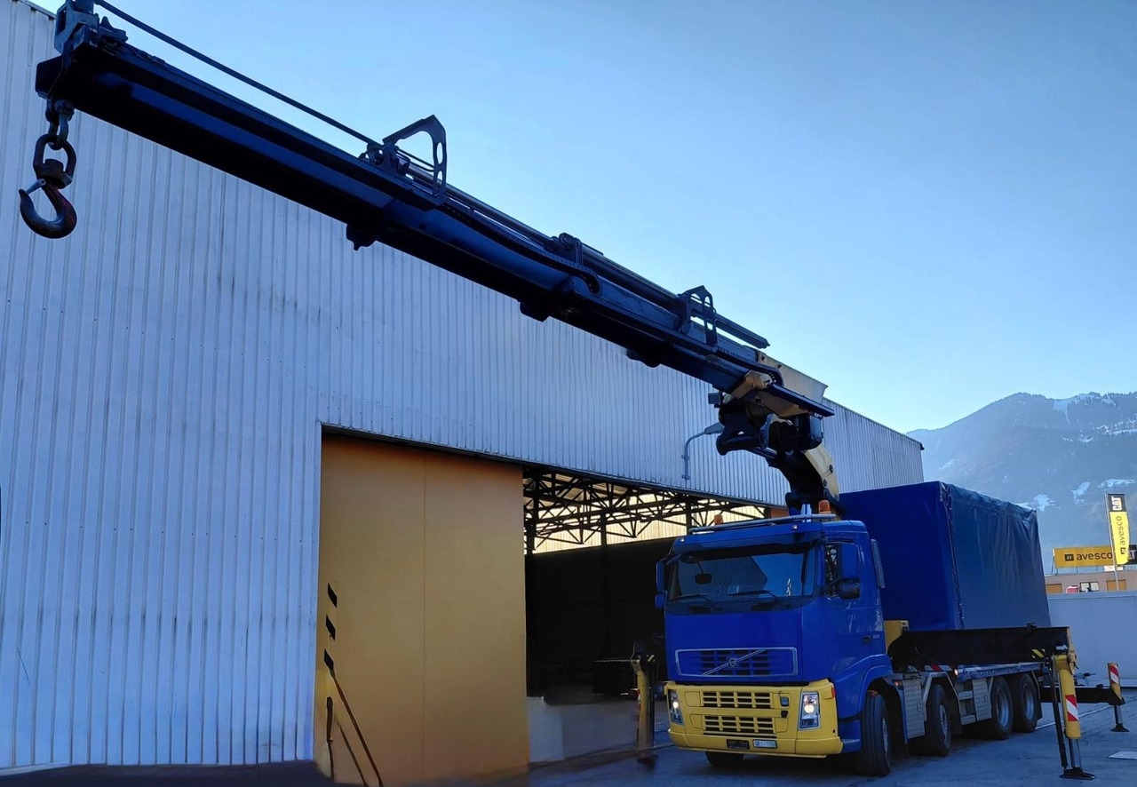 Volvo FH520 8x4R,E5,Palfinger PK100002 + spitz +winch - Crane truck, Curtainsider truck: picture 1 Volvo FH520 8x4R,E5,Palfinger PK100002 + spitz +winch - Crane truck, Curtainsider truck: picture 1