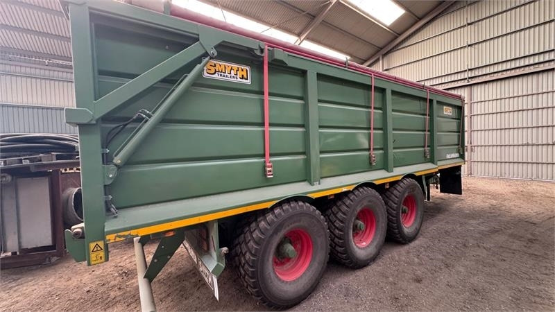 Smyth FM26 - Farm tipping trailer/ Dumper: picture 1 Smyth FM26 - Farm tipping trailer/ Dumper: picture 1