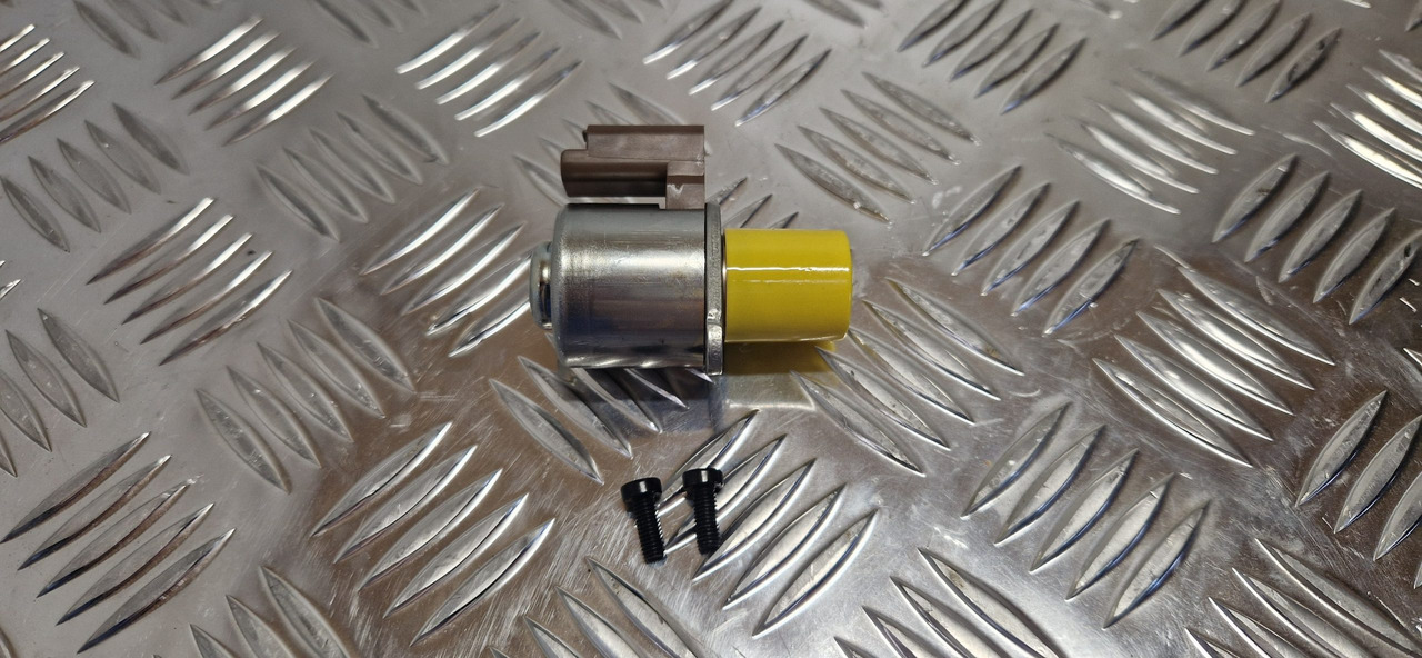 Delphi inlet metering Valve 28233373 - Engine and parts for Construction machinery: picture 4 Delphi inlet metering Valve 28233373 - Engine and parts for Construction machinery: picture 4