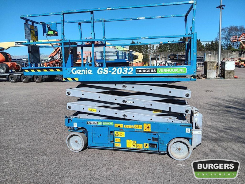 Genie GS2032 - Scissor lift: picture 2 Genie GS2032 - Scissor lift: picture 2