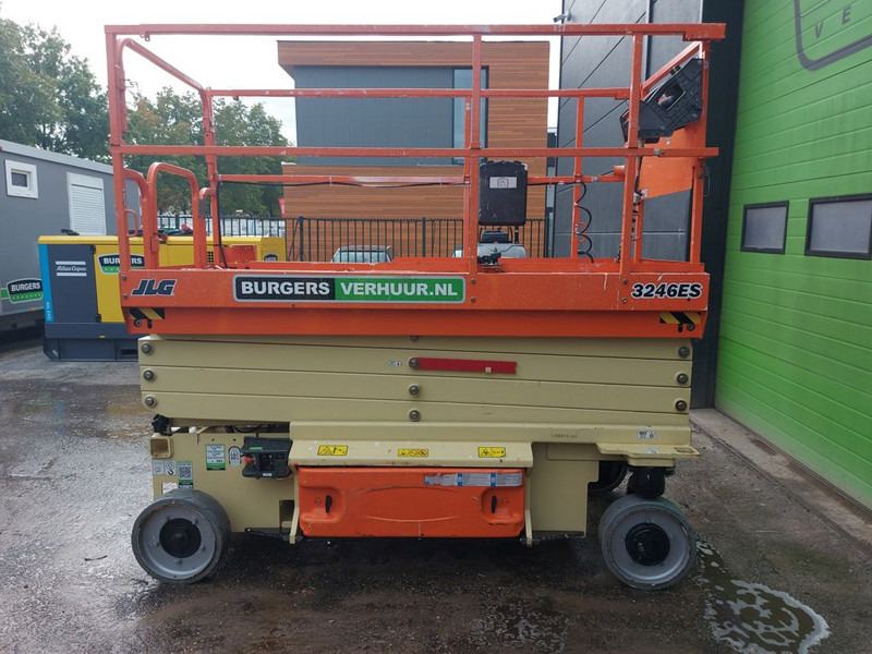 JLG 3246ES - Scissor lift: picture 4 JLG 3246ES - Scissor lift: picture 4