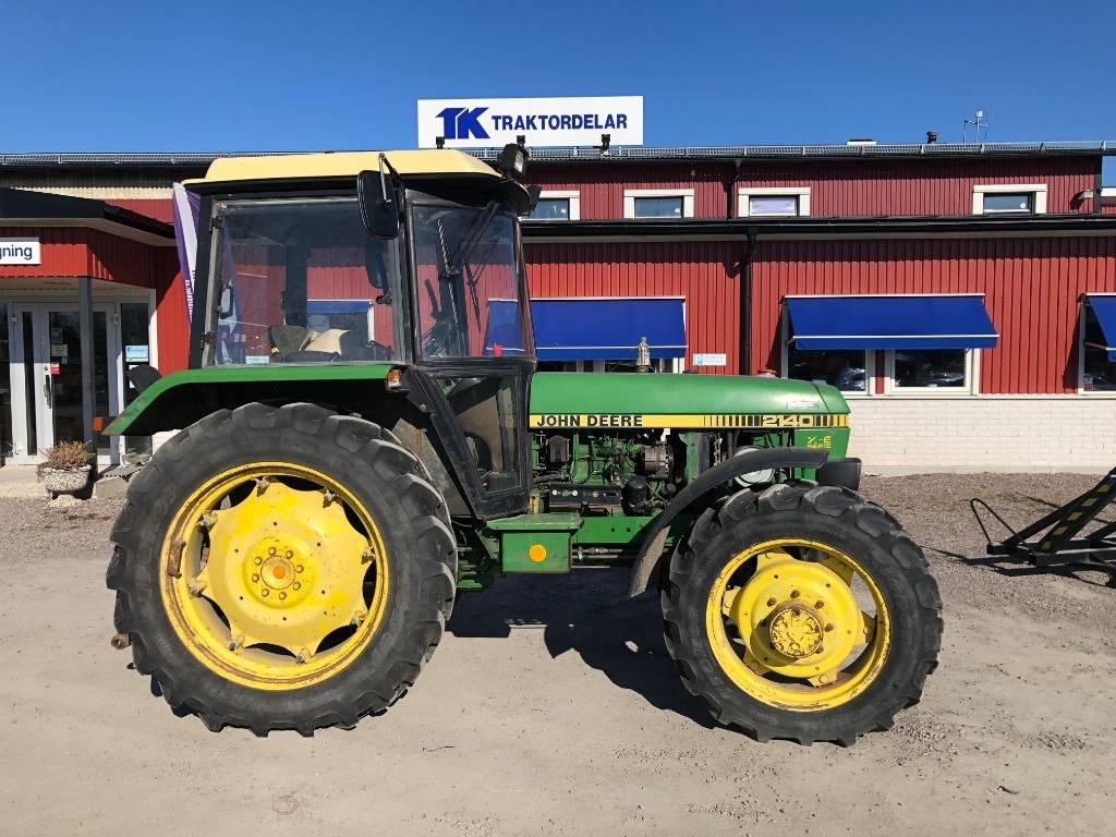 John Deere 2140 Dismantled: only spare parts  - Farm tractor: picture 1 John Deere 2140 Dismantled: only spare parts  - Farm tractor: picture 1