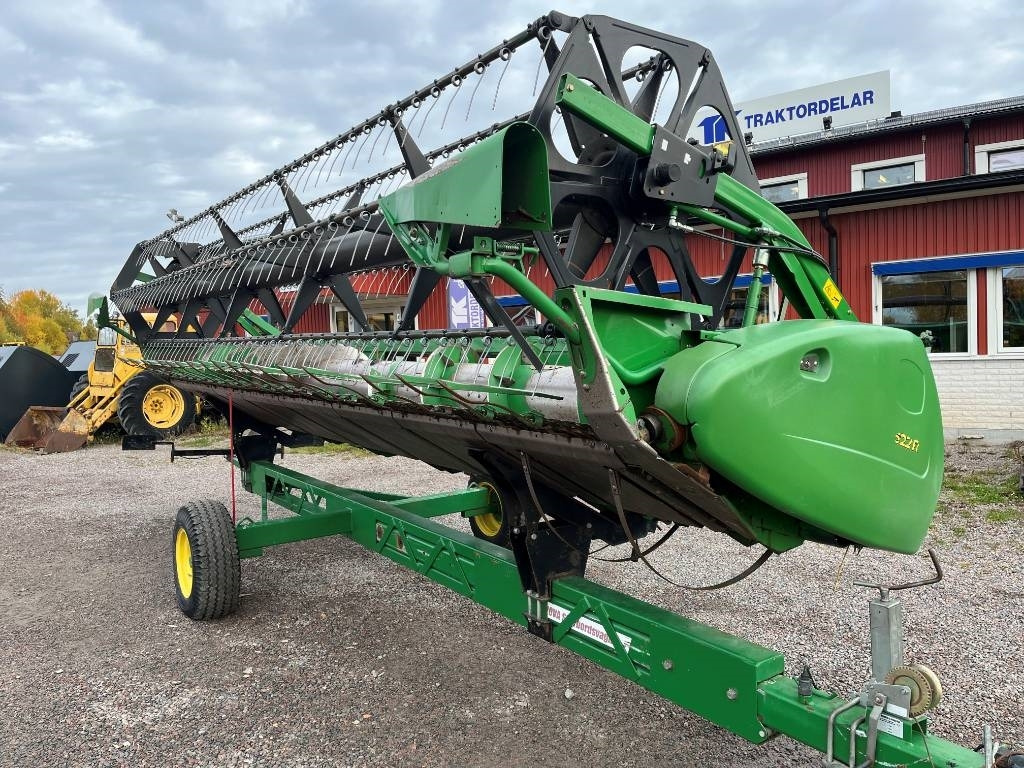 John Deere 622R Skärbord / Header 22 fot till JD T550 i - Harvester attachment: picture 2 John Deere 622R Skärbord / Header 22 fot till JD T550 i - Harvester attachment: picture 2