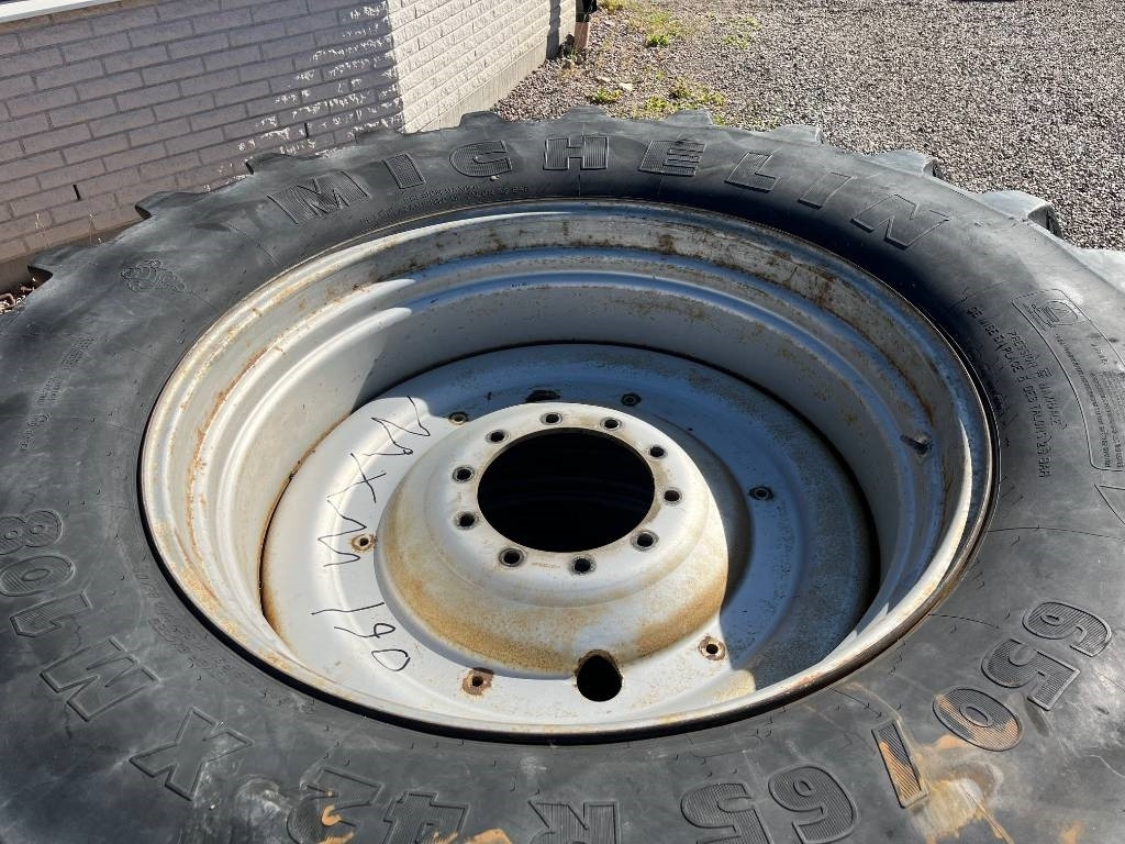 Michelin 650/65-42 hjul till Case MXM190 - Tire for Agricultural machinery: picture 3 Michelin 650/65-42 hjul till Case MXM190 - Tire for Agricultural machinery: picture 3