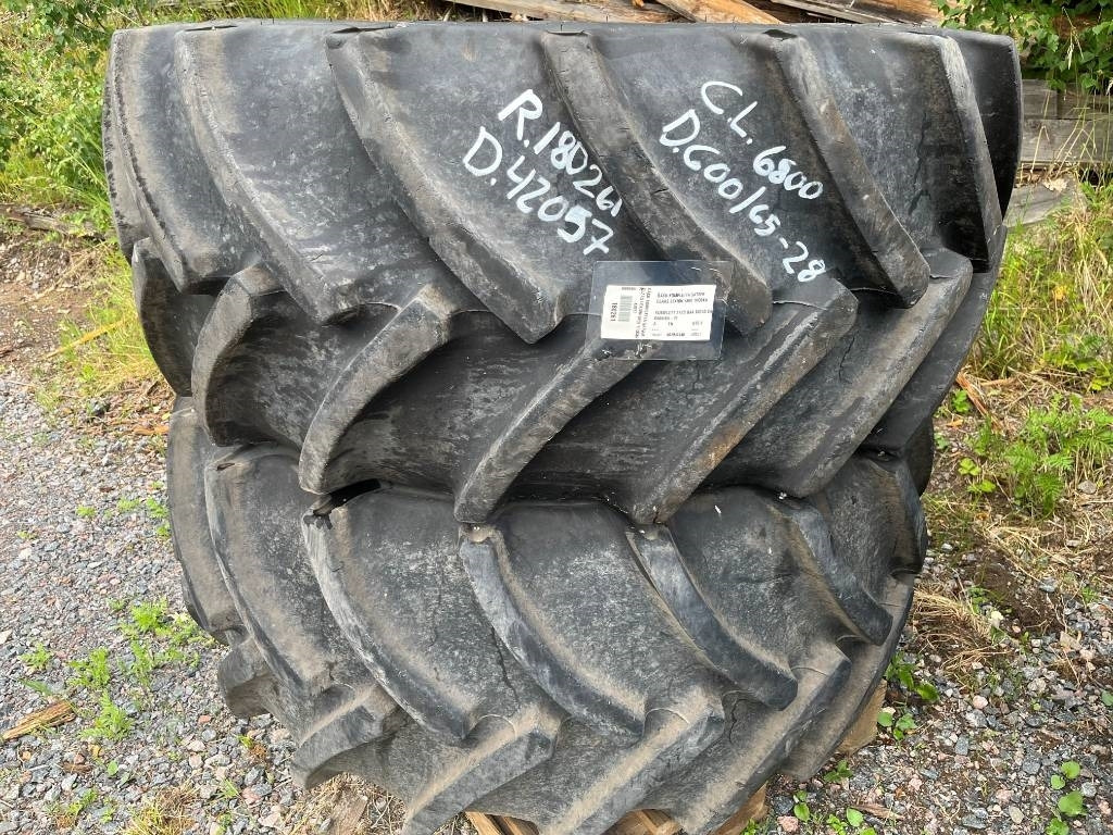Mitas 600/65 28 till Claas Lexion 6800 - Tire for Agricultural machinery: picture 1 Mitas 600/65 28 till Claas Lexion 6800 - Tire for Agricultural machinery: picture 1