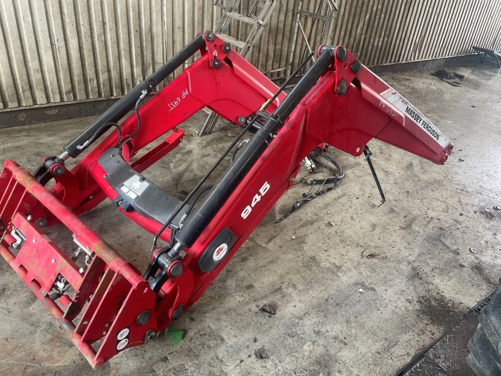 Reservdelar till +3.0 P lastare Krockad Säljs i de - Front loader for tractor: picture 1 Reservdelar till +3.0 P lastare Krockad Säljs i de - Front loader for tractor: picture 1
