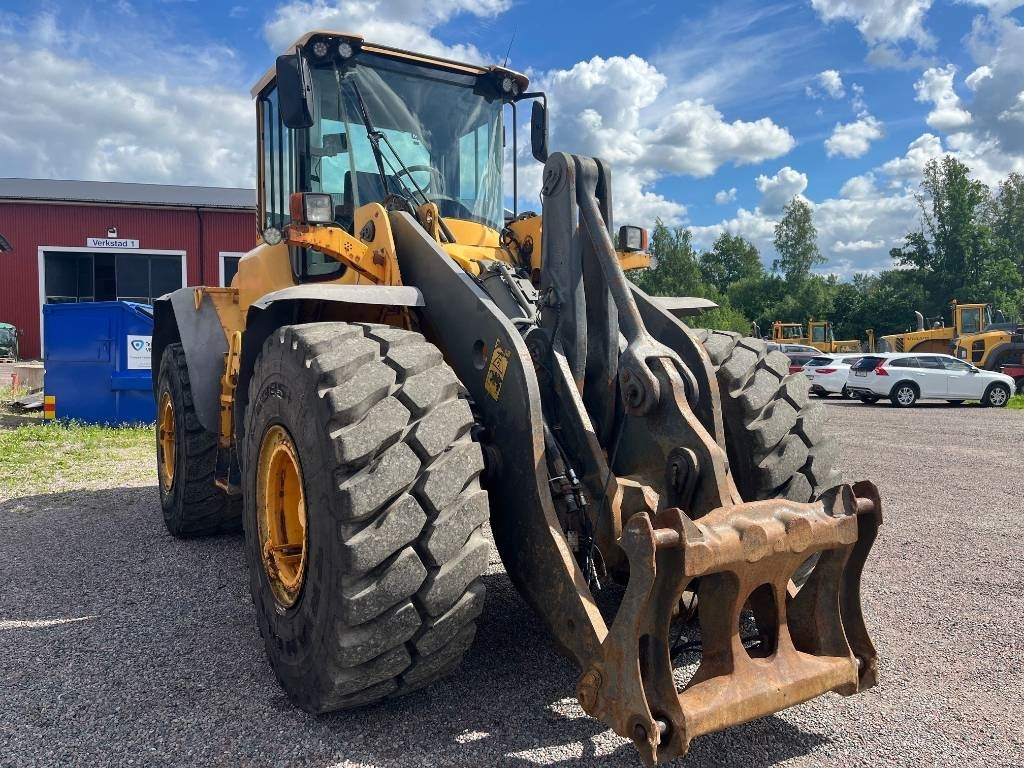Volvo L 110 F  - Wheel loader: picture 5 Volvo L 110 F  - Wheel loader: picture 5