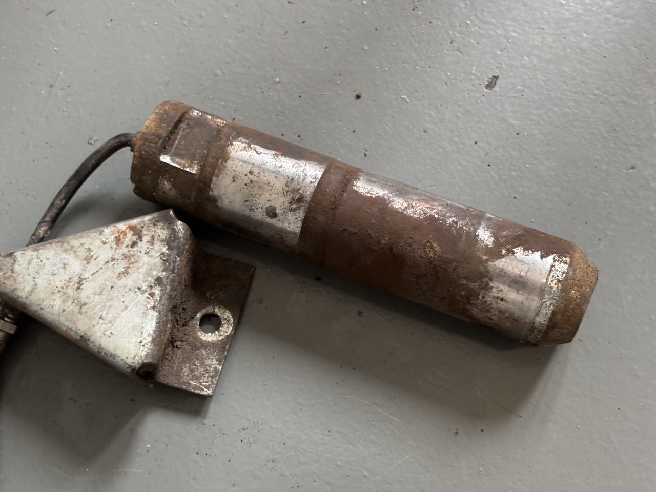 Bosch Rexroth 40KN Oryginalny sworzeń uciągu wtyczka 3 piny R917000159 - Sensor for Agricultural machinery: picture 2 Bosch Rexroth 40KN Oryginalny sworzeń uciągu wtyczka 3 piny R917000159 - Sensor for Agricultural machinery: picture 2