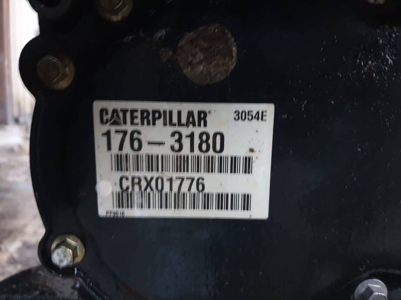 Caterpillar 3054E - Blok Cylindrów - Cylinder block for Construction machinery: picture 3 Caterpillar 3054E - Blok Cylindrów - Cylinder block for Construction machinery: picture 3