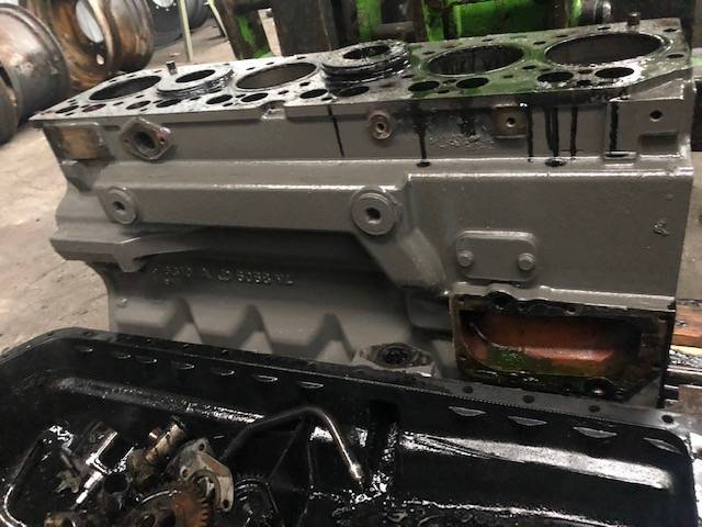 Claas Ares - Blok Cylindrów - Cylinder block for Agricultural machinery: picture 4 Claas Ares - Blok Cylindrów - Cylinder block for Agricultural machinery: picture 4