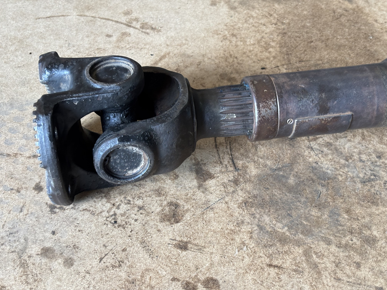 Claas Lexion 560 580 600 770 TerreraTrac Wał przegubowy półoś 0007642591 - Drive shaft for Agricultural machinery: picture 4 Claas Lexion 560 580 600 770 TerreraTrac Wał przegubowy półoś 0007642591 - Drive shaft for Agricultural machinery: picture 4