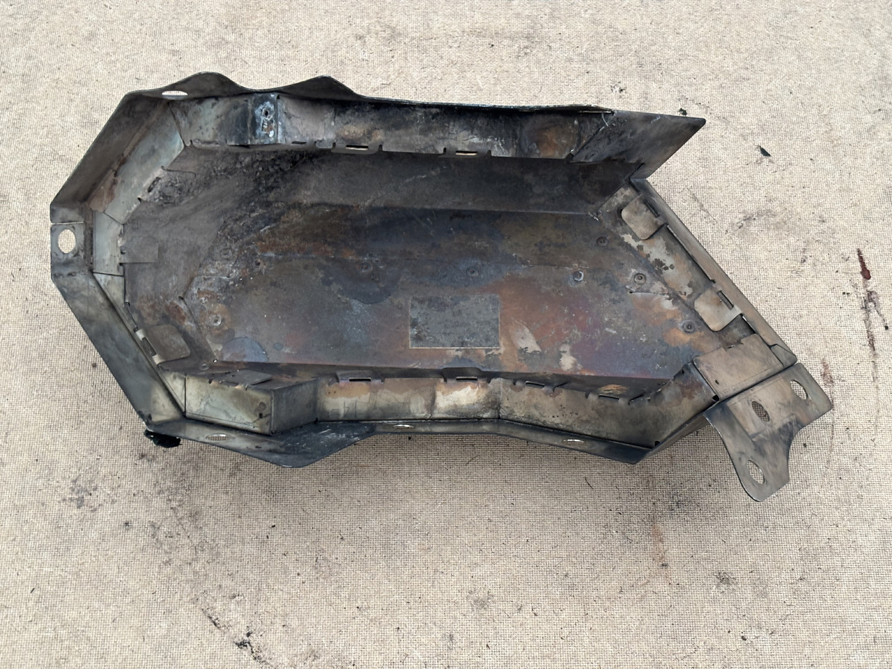 Claas Lexion 780 Izolacja Silnika Pokrywa Maska 00 0781 214 0 0007812140 - Hood for Combine harvester: picture 3 Claas Lexion 780 Izolacja Silnika Pokrywa Maska 00 0781 214 0 0007812140 - Hood for Combine harvester: picture 3